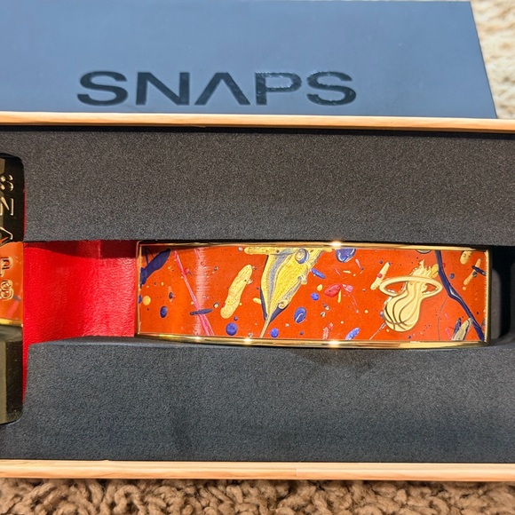 Snaps Other - NBA SNAPS Limited Edition Miami Heat D Wade SnapBack Hat Strap Accessory NIP